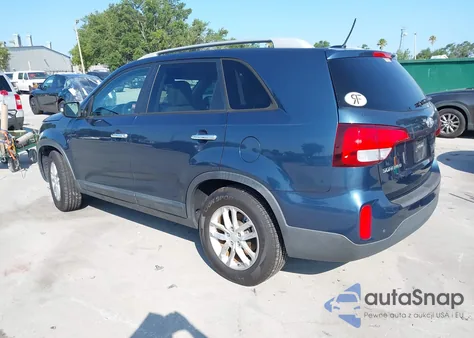 2015 Kia Sorento Lx z USA, uszkodzony, nr VIN 5XYKT3A60FG574606